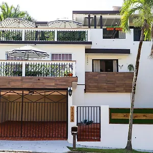 pr1654-4-private-queen-bed-w-shared-bathroom.sanjuanpuertorico-hotels.com/